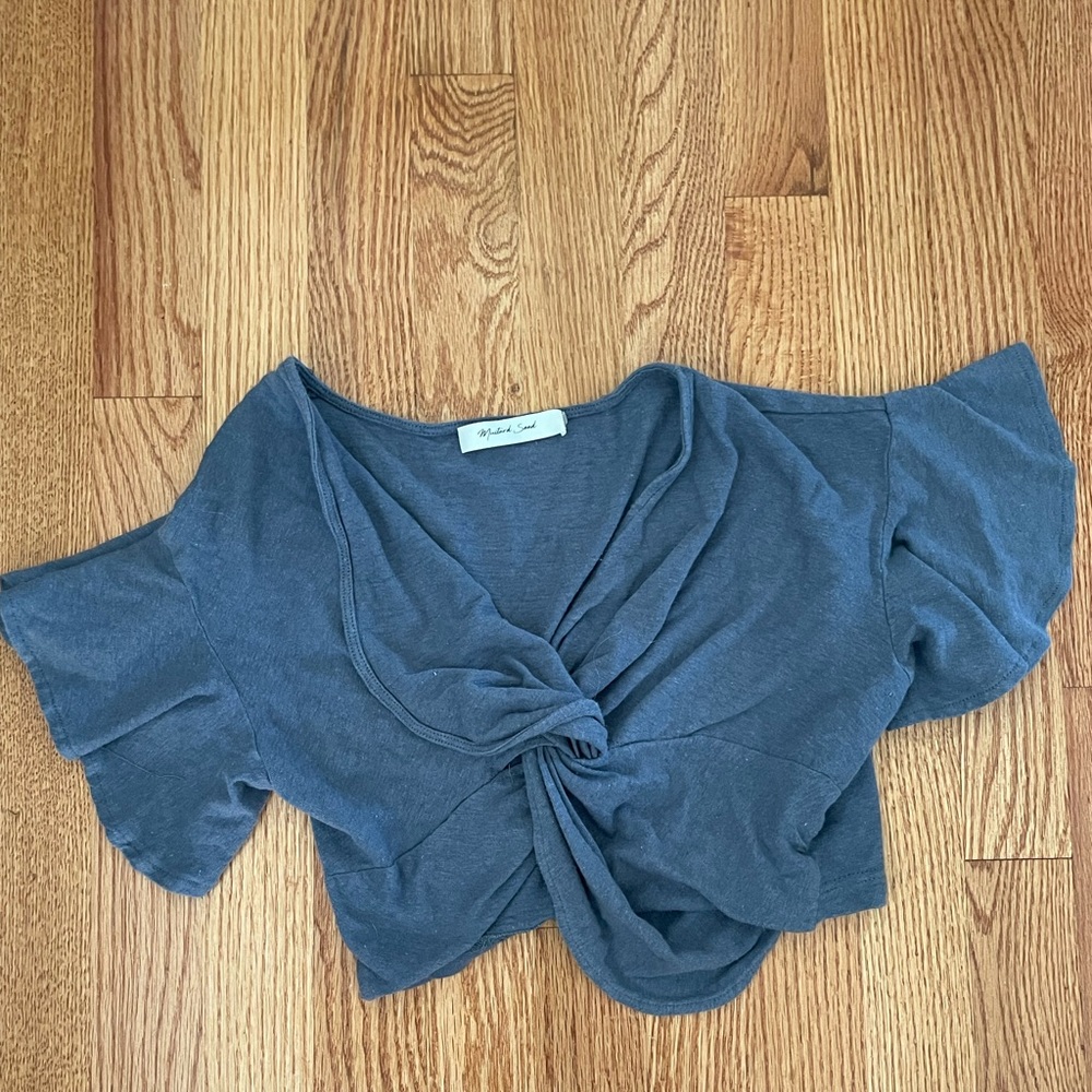 Mustard Seed twist front crop top!